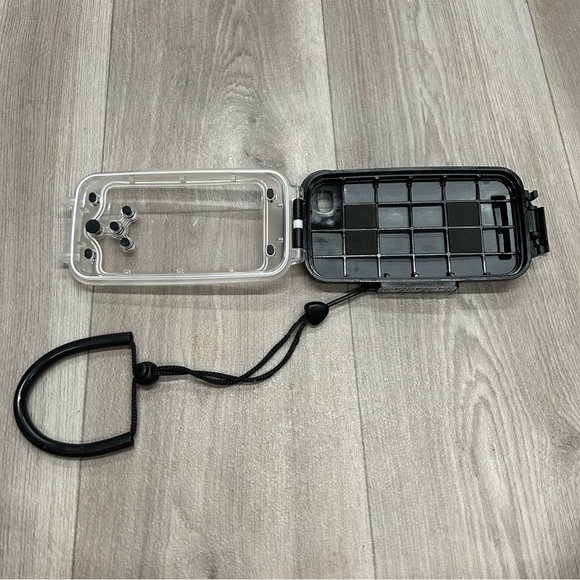 Puluz IPhone 8 Plus Waterproof Case | Black - Picture 5 of 6